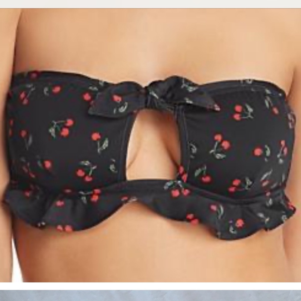 For love and lemons black cherry bikini - Picture 2 of 6